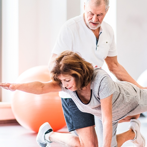 physical-therapy-clinic-post-surgical-rehab-albatross-physical-therapy-and-wellness-wheaton-il